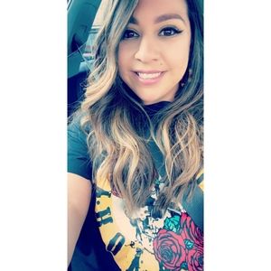 Meet your Posher, Adriana